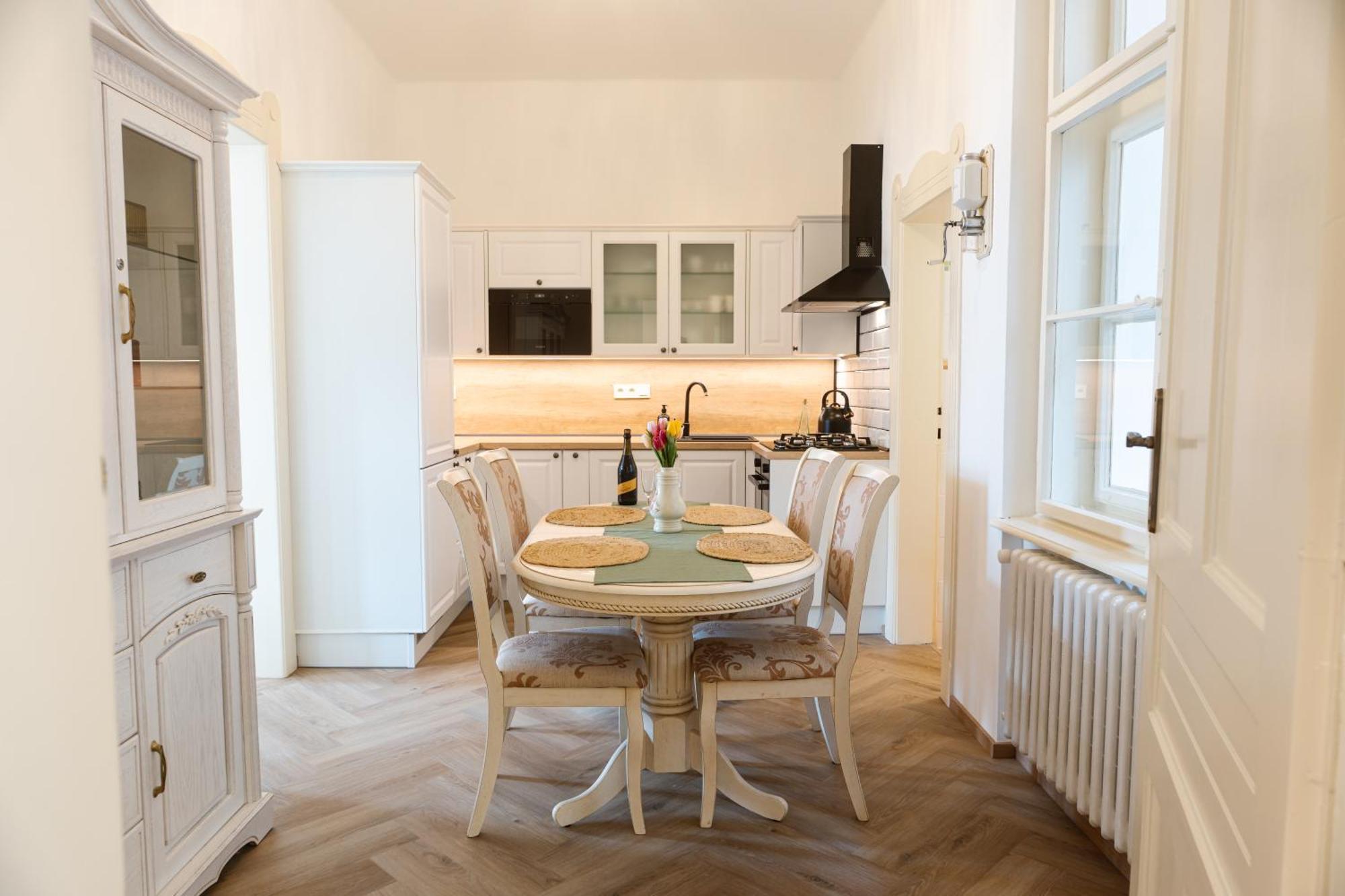 דצ'ין Franz Josef Apartmany, Apartman Zita מראה חיצוני תמונה